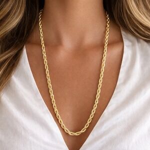 Rope Chain Necklace Twisted Link Gold Tone 30" W/Clasp Statement Jewelry